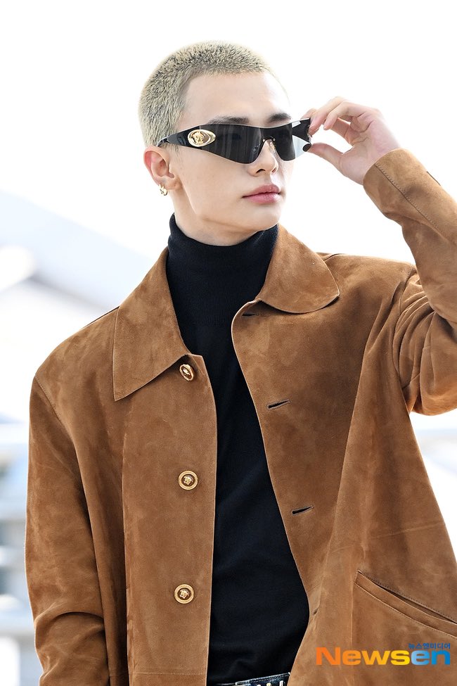 Hyunjin's Milan Arrival Sparks Outrage: Fashion or Farce?