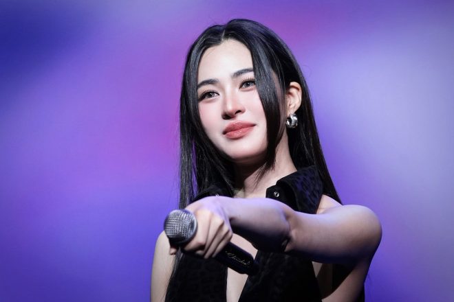LING IN THE NAME OF LOVE: Shocking Revelations Emerge!
💙💜 LingLing's Secrets Exposed in Fuzhou Controversy!