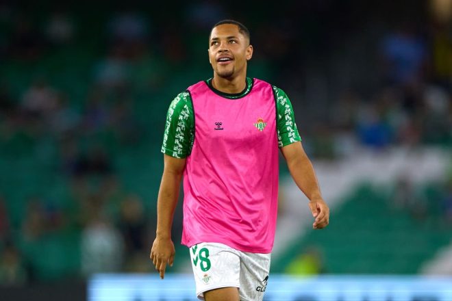 Palmeiras Pushes Hard for Vitor Roque: Barcelona and Betis in Talks!