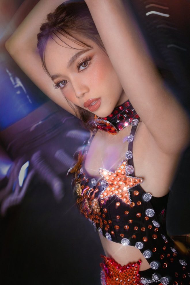 Shocking Transition: @BINI_gwen's Phase 2 Sparks Outrage! 🔥