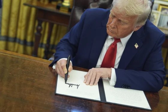 Trump's Shocking Plan: Expelling All Illegal Aliens on SS!