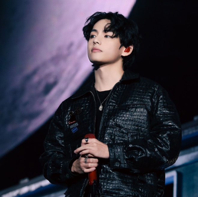 V's Shocking Rise: 2024's Top Selling K-Pop Soloist in the US!