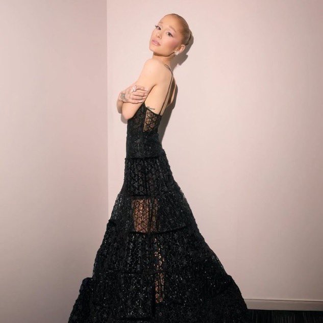 Ariana Grande's Shocking New Photos Spark Outrage and Debate!