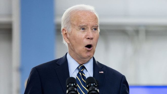 🚨BREAKING: Biden's Executive Orders Under Fire for Forged Signatures!