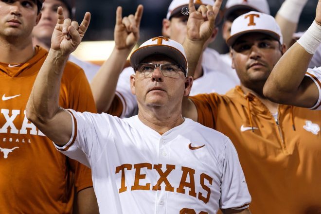BREAKING: Controversy as @RiceBaseball hires former @TexasBaseball coach David Pierce