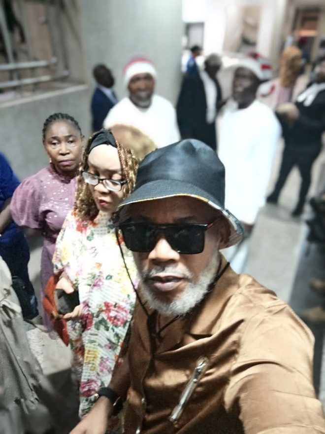 BREAKING: Mazi Nnamdi Kanu’s Family Blocked from Courtroom Entry!
