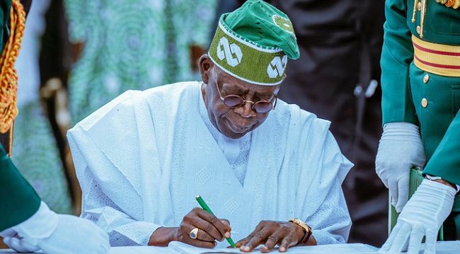 BREAKING: Nigeria Approves Controversial New Petrochemical Refineries!