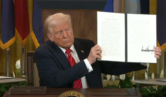 BREAKING: Trump Signs Order to Abolish Department of Education!