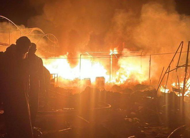 #BREAKING #URGENT: IDF terrorists strike in Gaza, bombing displaced tents in Khan Yunis - Street 5 ablaze.