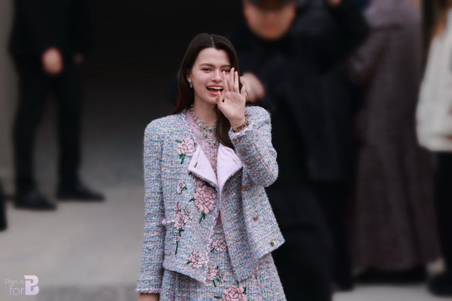 Becky Shocks Fashion World: Chanel's Timeless Elegance Reimagined!