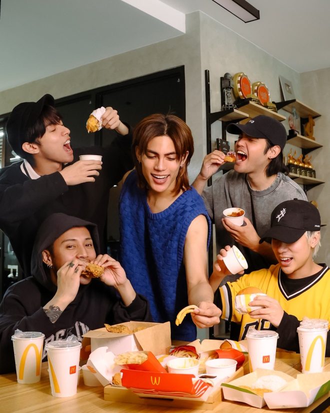 Cheese & Chili Con Carne Dunks: McDo's Most Controversial Combo!