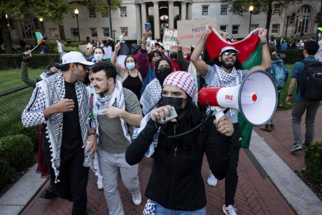 Columbia Bans Face Masks, Grants Police Arrest Powers Amid Trump Demands