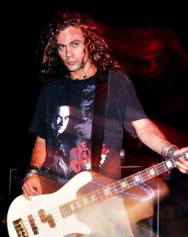Death of Mike Starr: Alice in Chains Bassist Passes Away