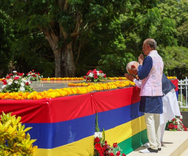 Debate Erupts: Are Ramgoolam and Jugnauth Overrated Leaders?