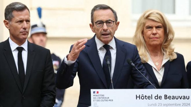 France Minister: "Hijab is Submission, Not Freedom!"
Abolish Islamism, Calls for Action!