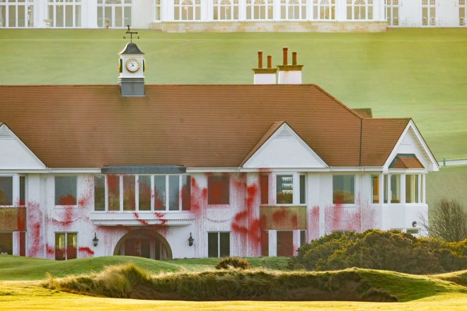 Trump's Turnberry Golf Resort Closed: Activists Deface Greens!