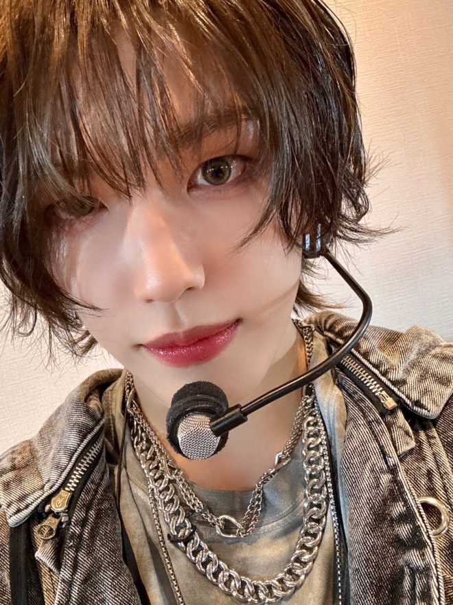 髙塚大夢 Unveils Shocking New Hair Color: Fans Divided!