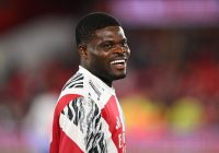 Arsenal's Shocking Move: Partey Stays, Jorginho Out!