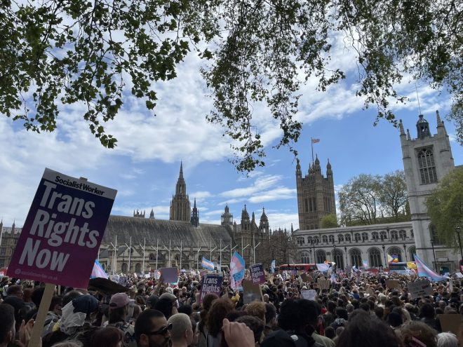 🚨 BREAKING: Massive Protest in Parliament Square Sparks Heated Debate on Trans Rights! 🏳️⚧️