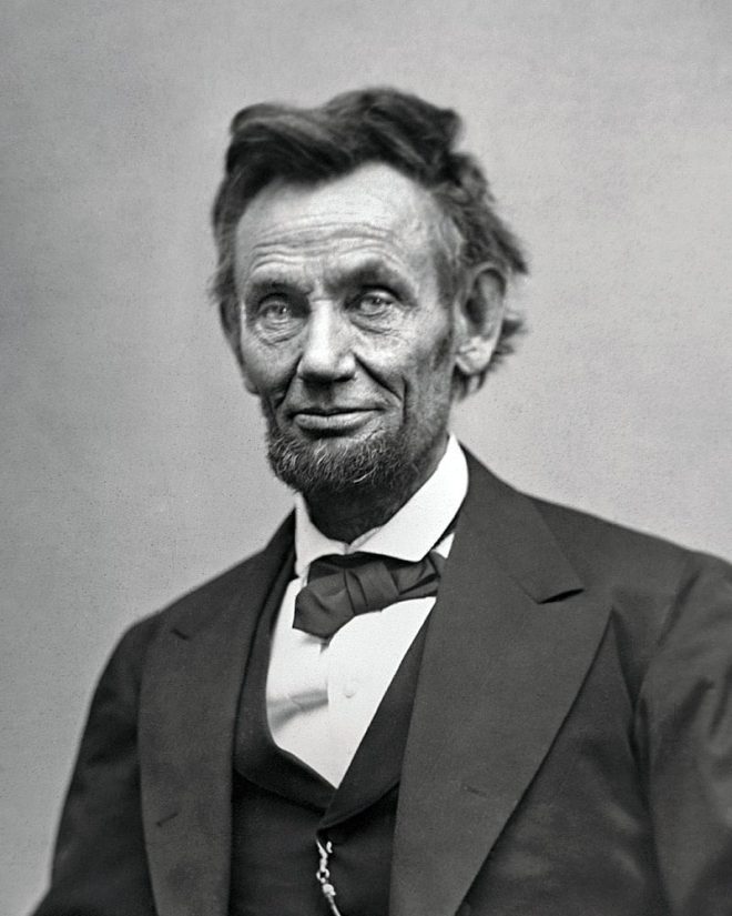 Death of Abraham Lincoln: A Nation Mourns His Loss