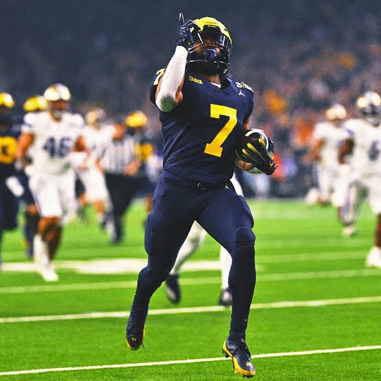 Donovan Edwards: EA CFB 25 Star Shocks Fans by Going Undrafted!