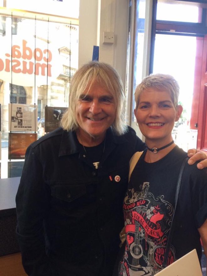 Heartbreaking Death News: Mike Peters Passed Away This Morning đź’”