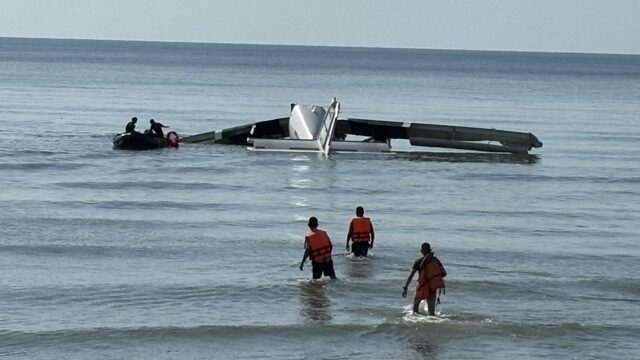 Tragic Plane Crash at Cha AM Beach: 5 Dead, Causes Unknown!