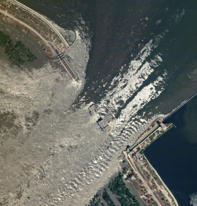 BREAKING: India's Kishanganga Dam Collapse Sparks Water War with Pakistan!