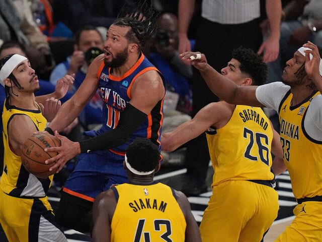 BREAKING: Knicks Stun NBA World, Game 6 Showdown Awaits! — NBA Playoffs 2025 Highlights, Knicks Game 6 Preview, Dramatic NBA Upsets 2025