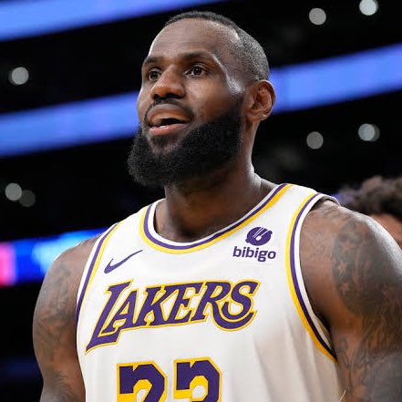 BREAKING: LeBron's Shocking Decision Could Change NBA Forever! —  LeBron James contract news, NBA player options 2025, Shams Charania updates