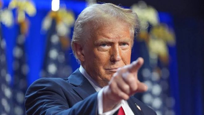 BREAKING: Trump Champions Bitcoin, Claims "Smartest Minds" Backing It! — Trump Bitcoin endorsement, Crypto revolution 2025, Gala dinner cryptocurrency speech