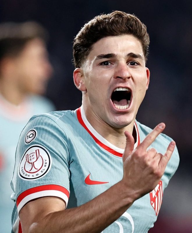 Barcelona's Bold Move: Could Alvarez Replace Lewandowski Soon? — Julian Alvarez transfer news, Barcelona striker targets 2025, Lewandowski replacement options