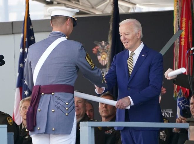 Biden Shakes Hands, Trump Snubs Cadets: A Graduation Scandal! — Biden West Point commencement 2024, Trump leaves West Point ceremony early, military graduation handshake tradition