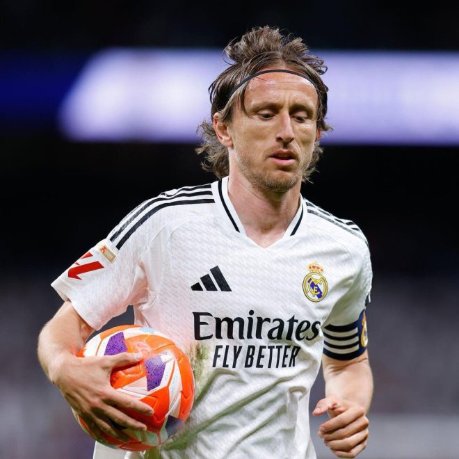 Breaking: Luka Modrić's Shocking Exit from Real Madrid Imminent! — Luka Modrić transfer news, Real Madrid contract updates, football player farewell announcements