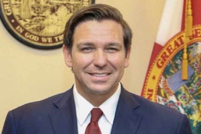 DeSantis' Shocking Plan: 10,000 Migrants to El Salvador!