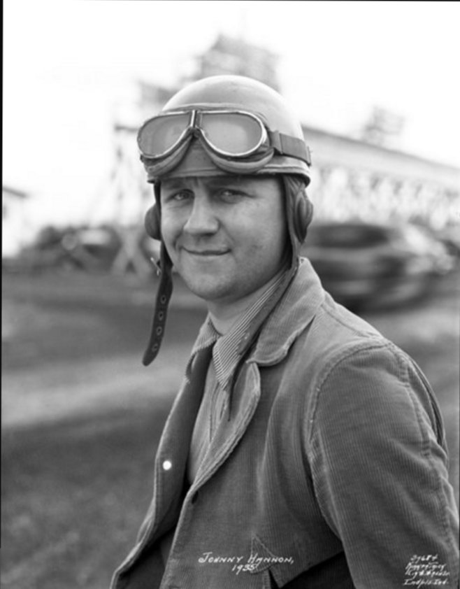 Death of Johnny Hannon: Tragic Crash at Indianapolis Motor Speedway
90 Years Ago: Racing Legend's Life Cut Short in 1933 Incident