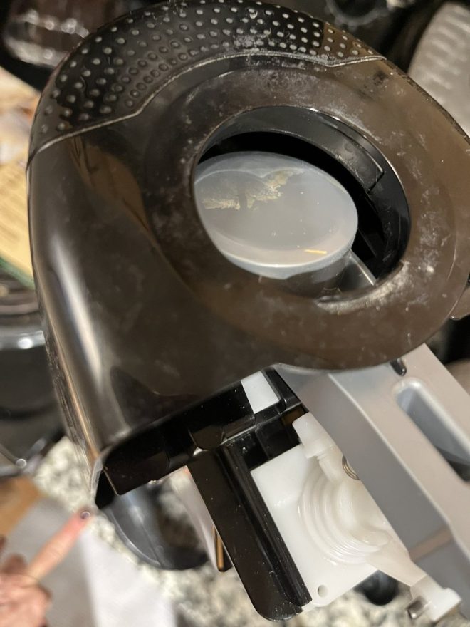 Death of My Beloved SodaStreamUSA: A $70 Thirst World Problem
Rest in bubbles, my fizzy friend, you will be missed! đź’”