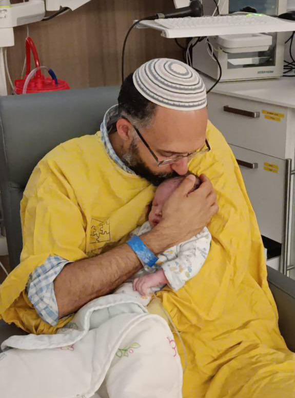 Death of Newborn Ravid Chaim Stuns Community After Tragedy
