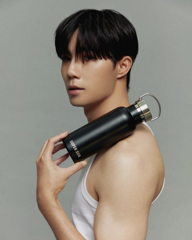 Hydration Revolution: Is the Super Sun Water Bottle a Scam?