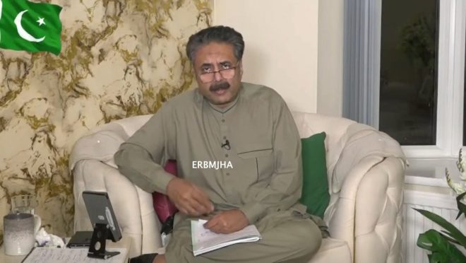 INS Vikrant's Shocking Role in Pakistan's Defeat Revealed by Journalist!