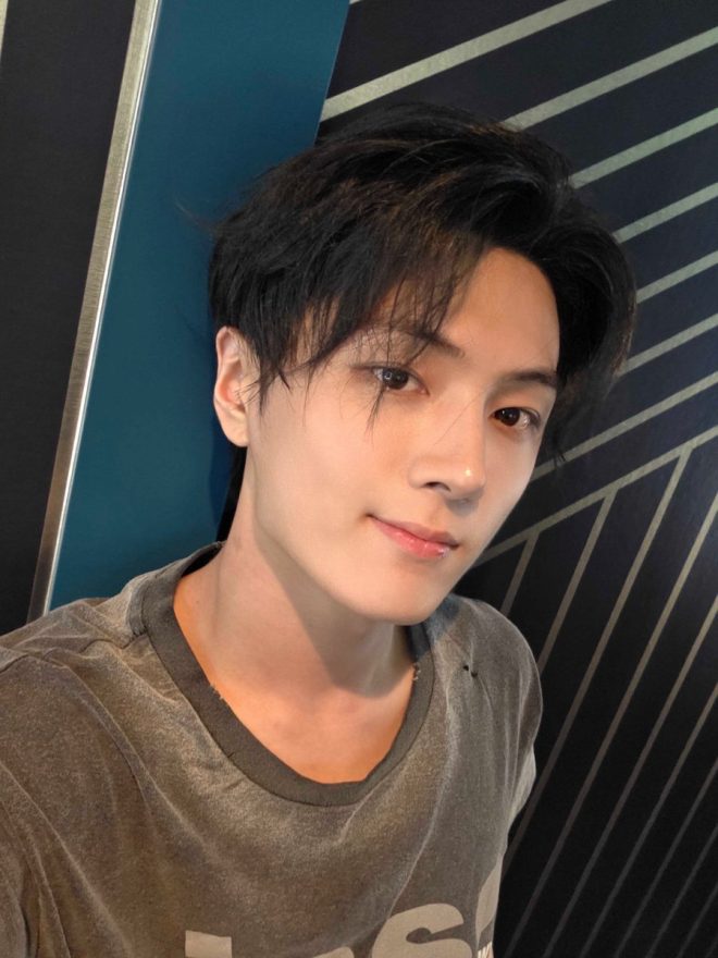 JAY Shocks Fans: Weverse Con 2025 Was Just a Dream? — Weverse Con Festival 2025, ENHYPEN concert highlights, K-pop festival recap