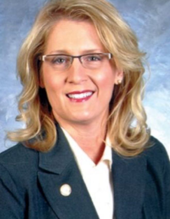 🚨JUST IN🚨 Kentucky Senator Robin Webb Defects: "Democrats Left Me!" — breaking news, political party switch, Kentucky senator news
