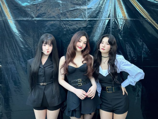 Red Velvet's Shocking Performance at SMTOWN LIVE 2025 in L.A. Sparks Outrage and Controversy!