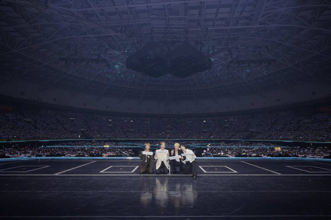 SHINee's Day2 Shock: Fans Split Over E.S.S.A.Y's Bold Direction! — SHINee Concert Highlights, SHINee Fan Experience 2025, K-Pop Live Events