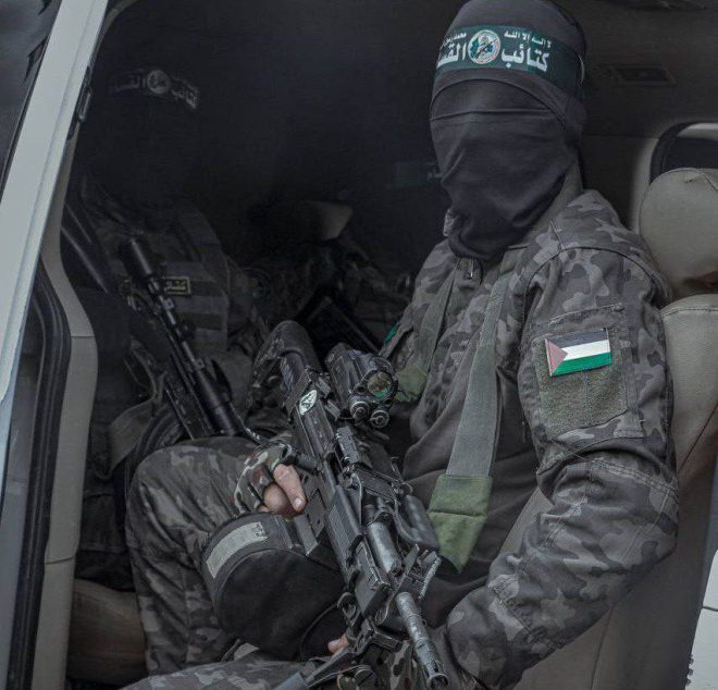 Shocking Ambush: Al-Qassam Fighters Target Israeli Convoy in Gaza! — Gaza Resistance Groups, Hamas Military Operations, Al-Qassam Brigades Ambush 2025
