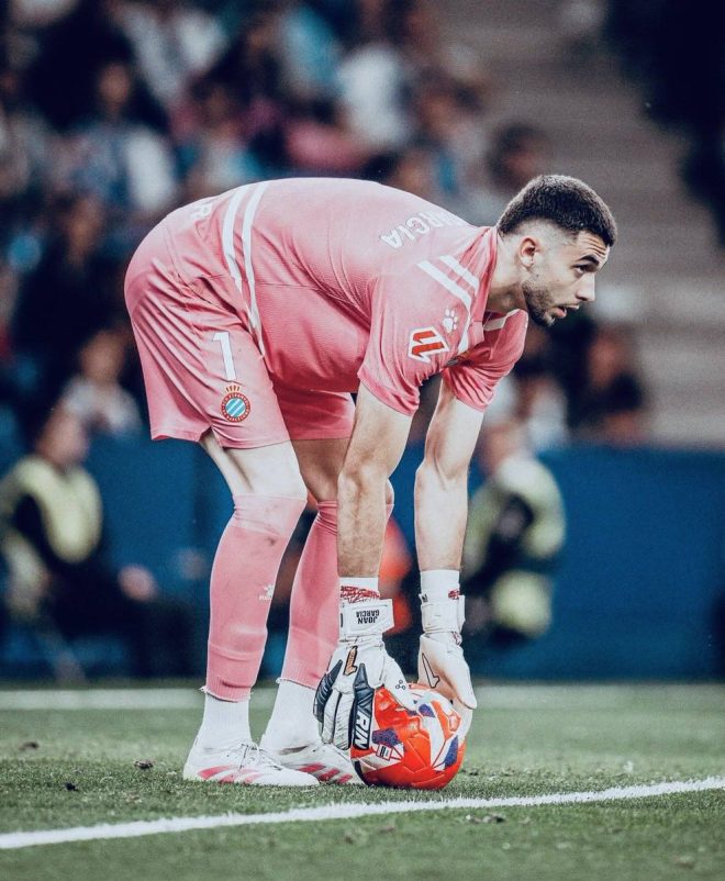 🚨🎖️ Shocking Twist: Barcelona's Surprising Bond with Joan Garcia! — Joan Garcia transfer news, Barcelona player updates, Fabrizio Romano latest news