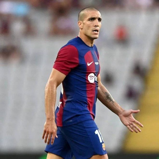 🚨| 𝐁𝐑𝐄𝐀𝐊𝐈𝐍𝐆: Girona Ends Romeu's Loan—Is Barça's Future at Risk? fcblive —  Oriol Romeu transfer news, Girona FC updates, Barça player roster 2025