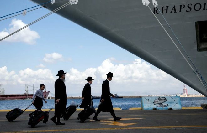 BREAKING: 30,000 Israelis Escape to Cyprus Amid Iran Crisis! — breaking news, urgent updates, crisis alert