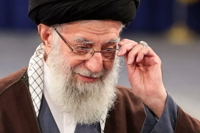BREAKING: Netanyahu's Home Obliterated by Iranian Missiles! — Iranian Missile Attack News, Israel Security Updates 2025, Netanyahu House Damage Reports