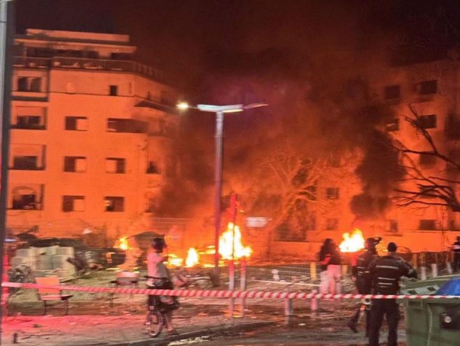 BREAKING: Tel Aviv Under Fire - Iran Escalates Tensions! — Iran missile attack on Israel, Tel Aviv security alert 2025, Middle East conflict news